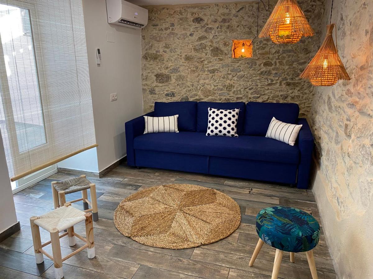 Ideal Parelles Aptm Amb Encant Estil Mediterrani I Tranquil A 兰卡 外观 照片